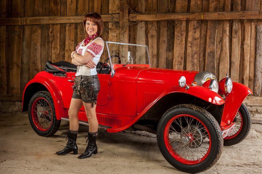 Carina Songs, Lieder & Infos RauteMusik.FM